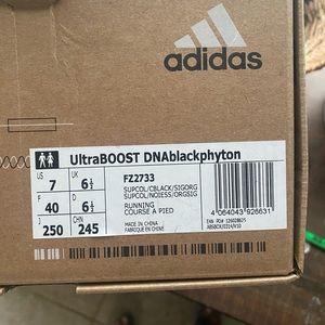 Mens Adidas UltraBoost